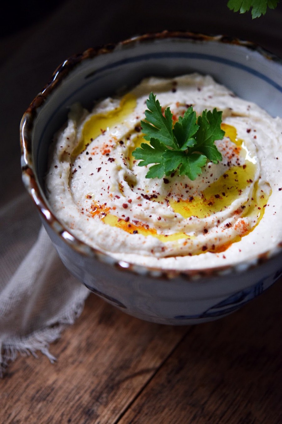 White Bean Hummus with Roasted Garlic